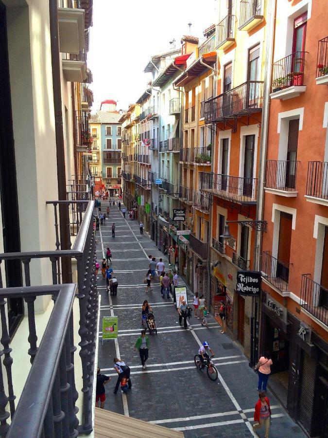 Апартаменти Balcon Curva De Estafeta - Centro Памплона Екстер'єр фото